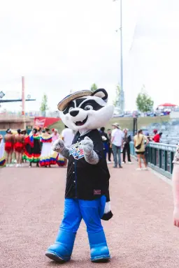 Lunáticos Day - May 3