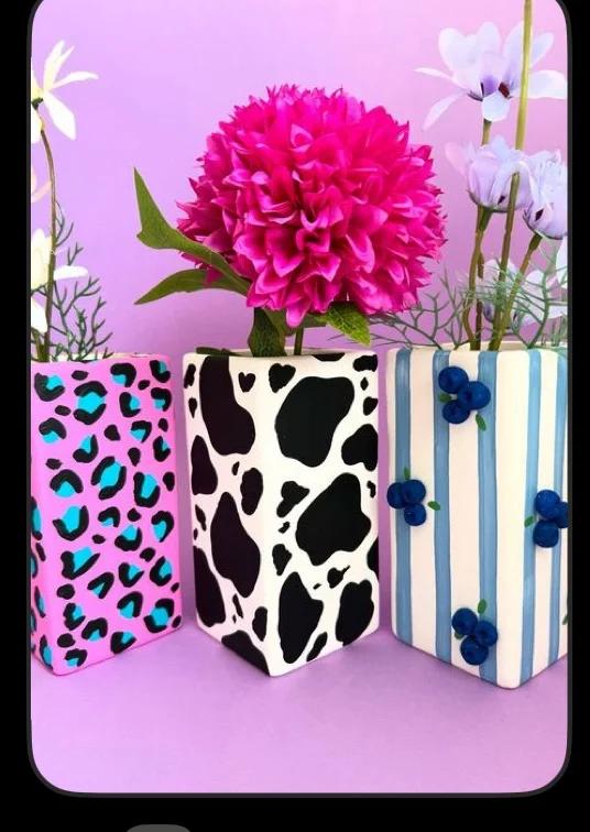 Ceramic vase painting