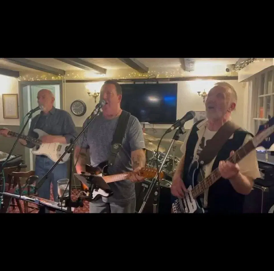 Corringham Social Club Open Mic with featured act Word Of Mouth