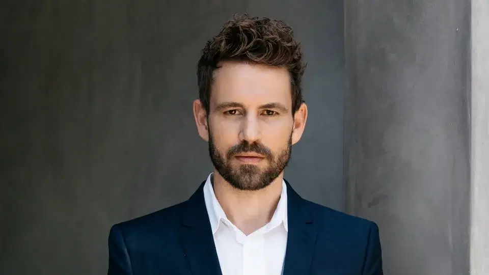 Netflix Is A Joke Presents: The Viall Files Live & Special Guests