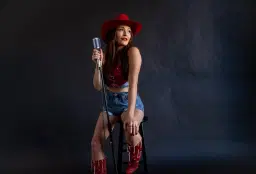 Kylie Morgan: Healed Cowgirl Tour