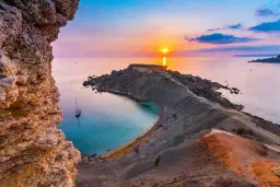 Sunset Coastal Hiking and Socialising