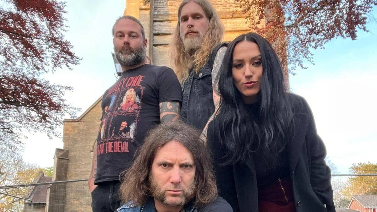 DEAD WITCHES + AMNEZIAK + PYROGARIC