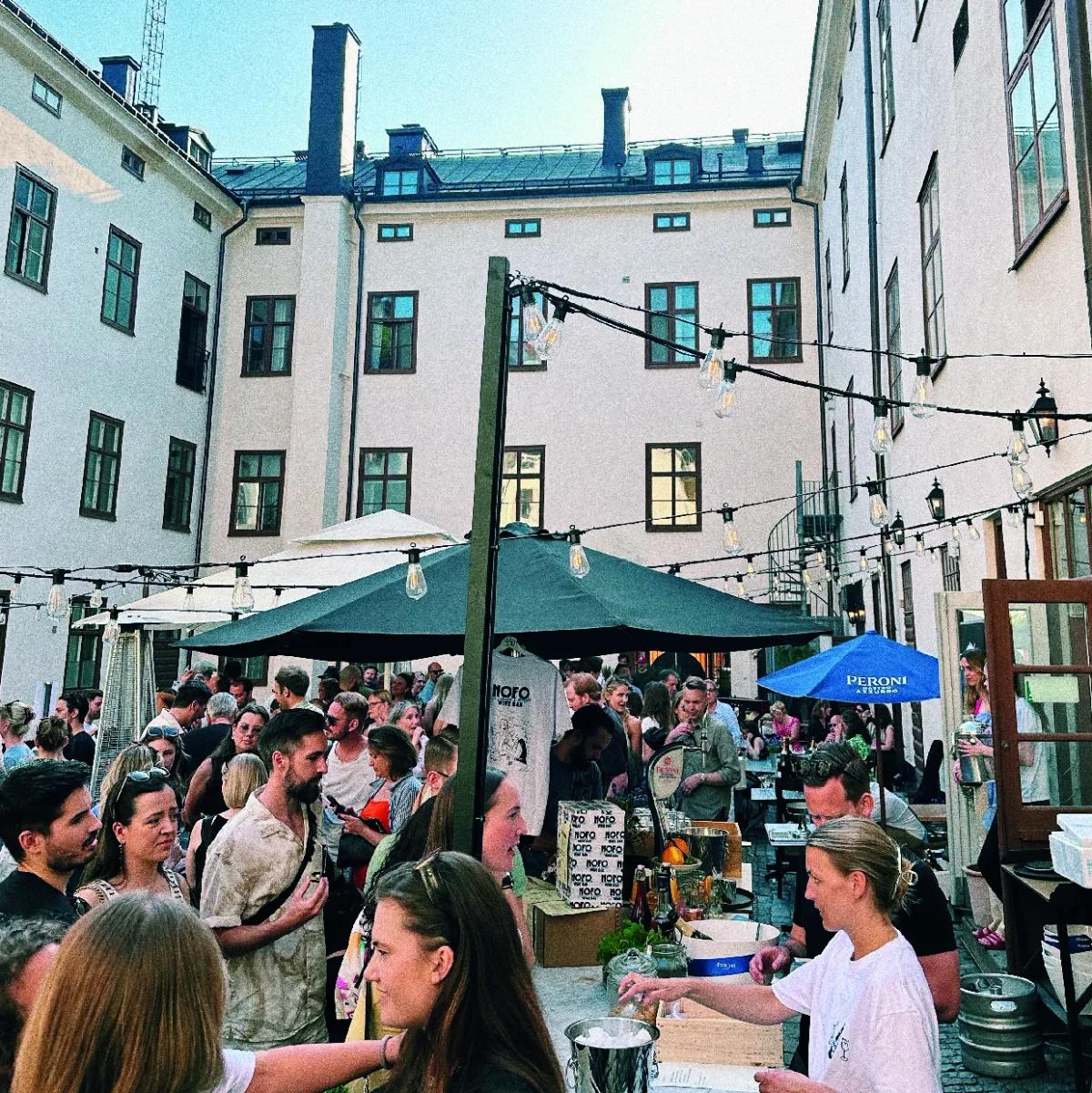 NOFO Vinfestival 2025 🍇🥂 – Stockholms bubbligaste vinfest!