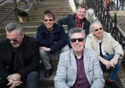 THE UNDERTONES - München, Backstage Halle