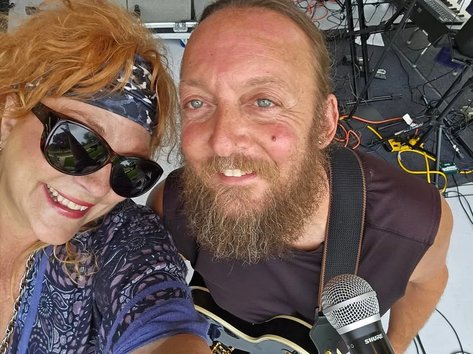 Glitter and Sawdust at Ole's Farm for WOODSTOCK