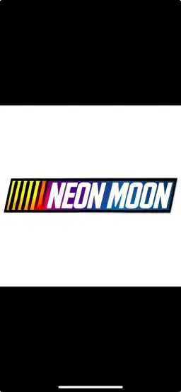 Free Show Friday with Neon Moon