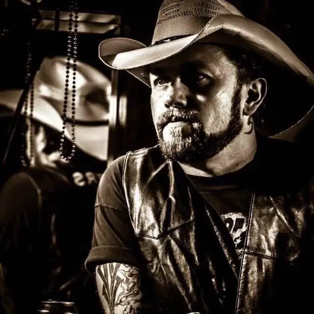 Jackson Taylor and The Sinners