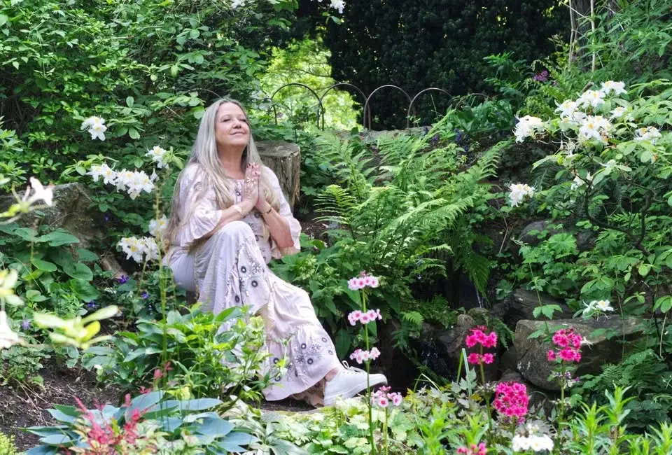 MANTRASÅNG & MEDITATION MED HELENA-MAGDALENA (FÖRANMÄLAN BEHÖVS)