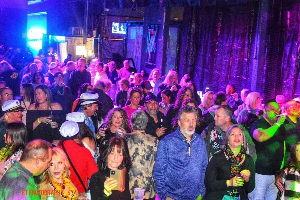 Sunday Funday with The Yacht Rock Band at Shortstop’s!!!