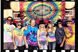 Let's Rock the Deck at Tonno's