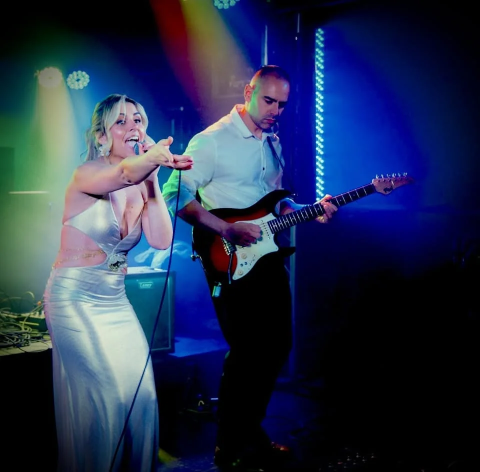 Maria Marr & Dean Sheldrick Live