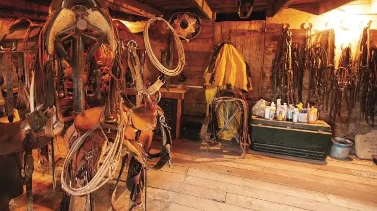 Hoofbeats and Handcrafts