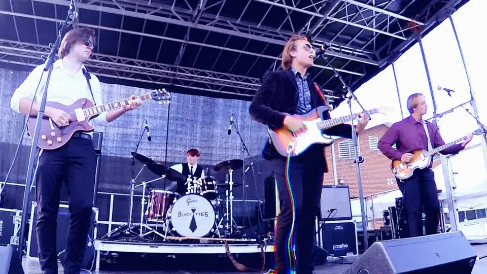 The Black Ties at Bar Anticipation