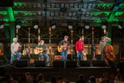 Konin: koncert zespoĆu Stare Dobre MaĆĆŒeĆstwo