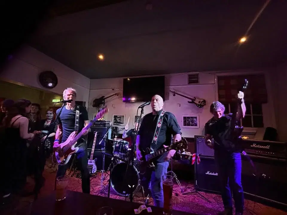 Clash City Rockers Live At Museum Street Tavern