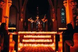 A Vivaldi & Mozart Candlelight Experience In Glossop🕯️Friday 24th April