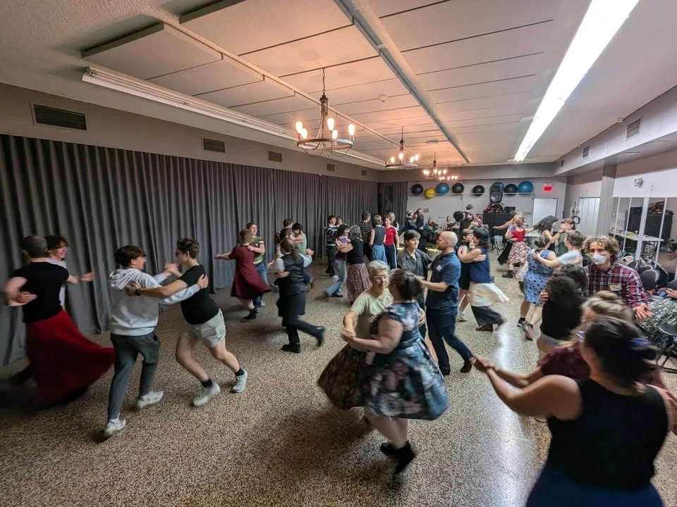 Saturday night Contradance / Contredanse samedi soir