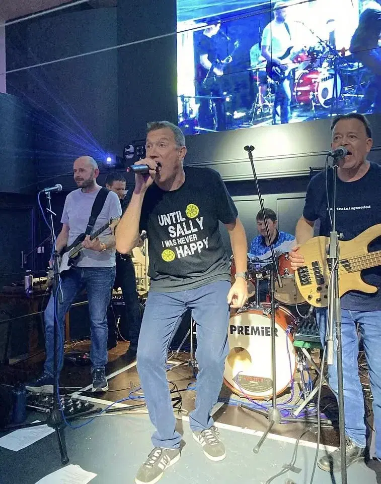 SONIC BOOM : The Brink of Extinction