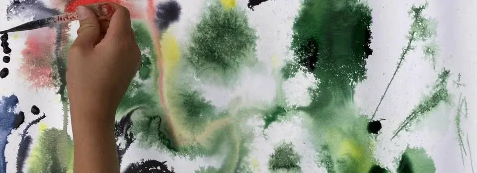 Påsklov i ateljéerna: Färgflyt!