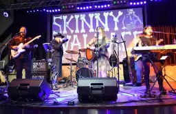 Skinny Wallace Fall Fun at Craftworx Taproom