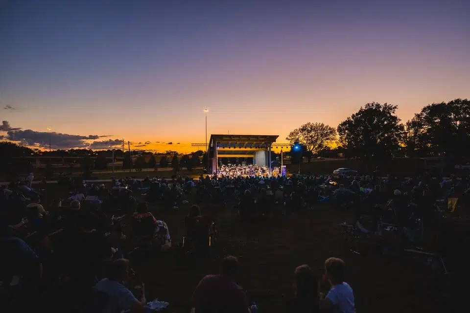 Moonlight, Music, & Meteors