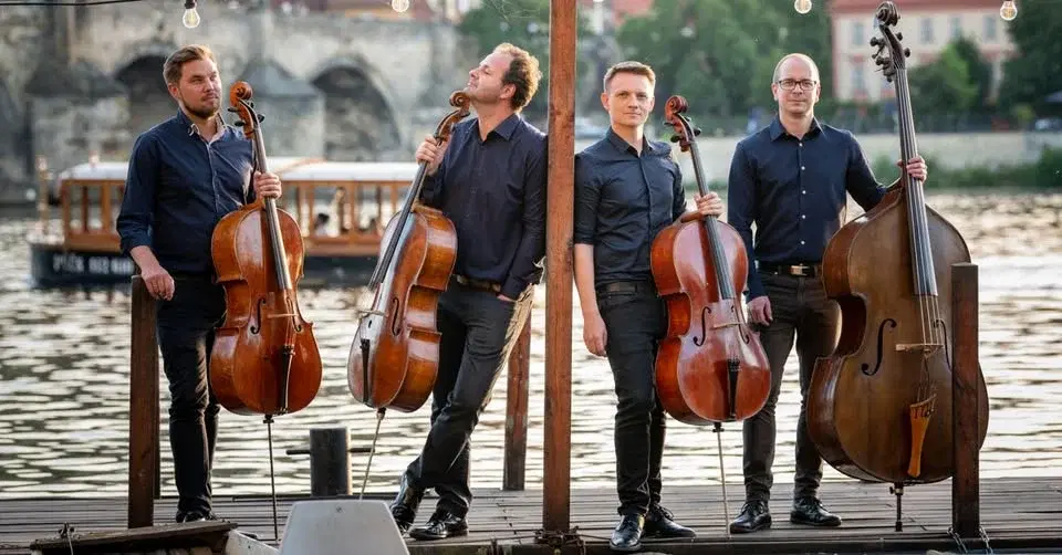 Koncert Prague Cello Quartet na dvoře zámku Valtice