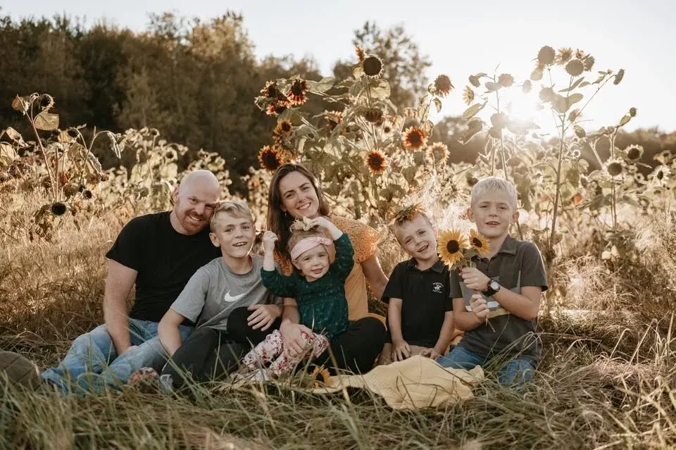 Open Farm & Live Music Community Night