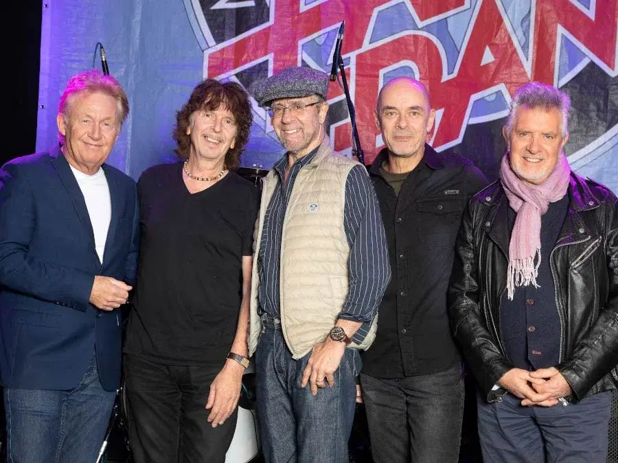 MANFRED MANN'S EARTH BAND | Nürnberg | Der Hirsch