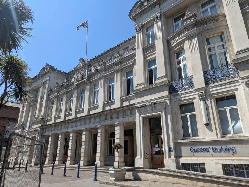 QMUL Open