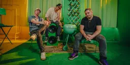 Cydeways with The Irie and Native Leaves