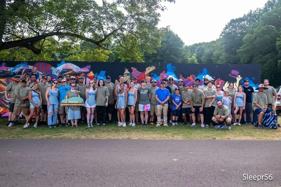 Street Scene 12, The New Guys