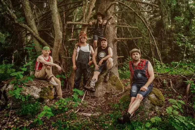 Pajan klubilla, Steve ´n´ Seagulls