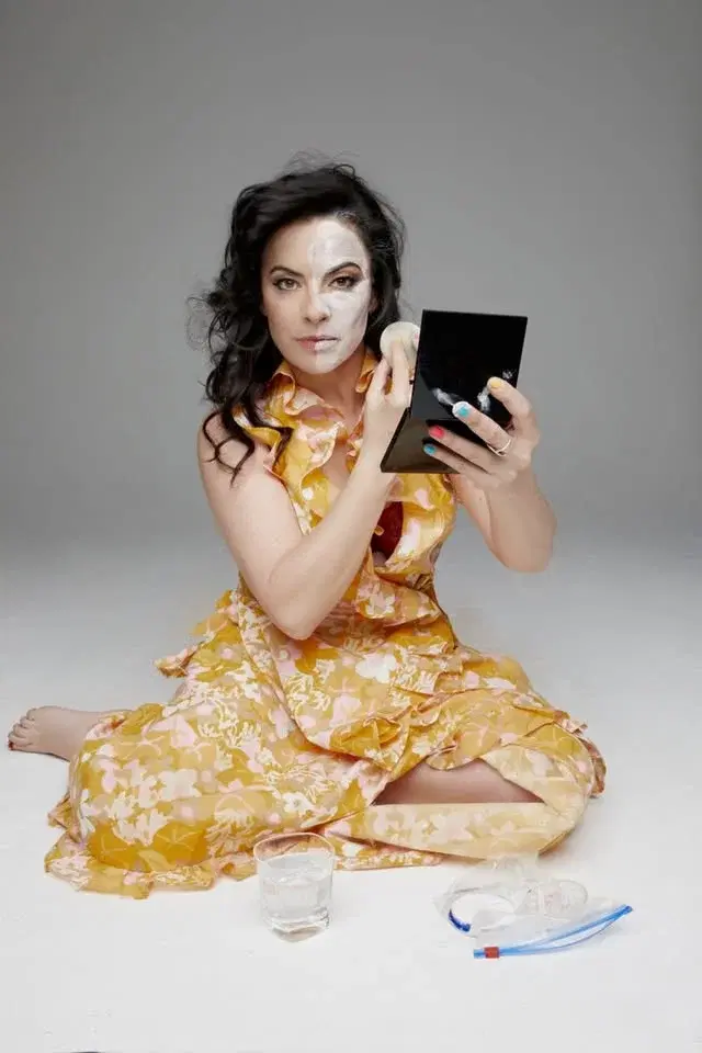 Camille O'Sullivan: the Art of Falling Apart