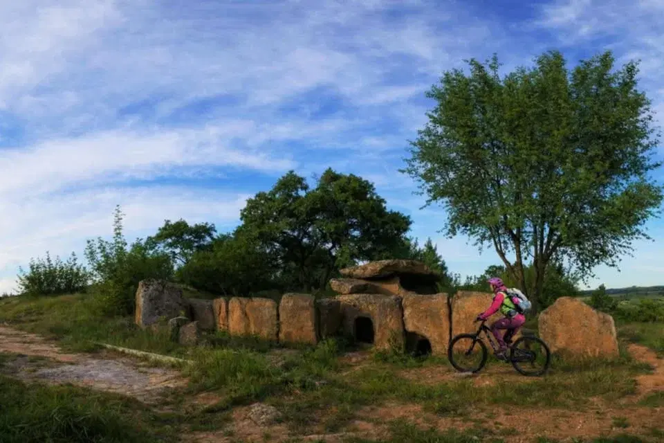 ЗАПЪЛНЕНО! MTB Opening Season:Между долмените на Сакар by AdventureVan