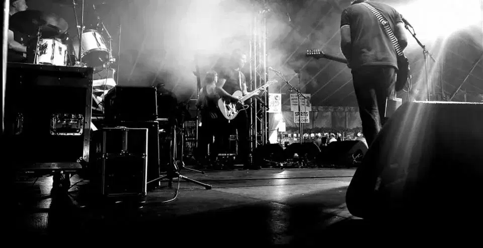 Hundred Faces Live at Molly Malones, Taunton