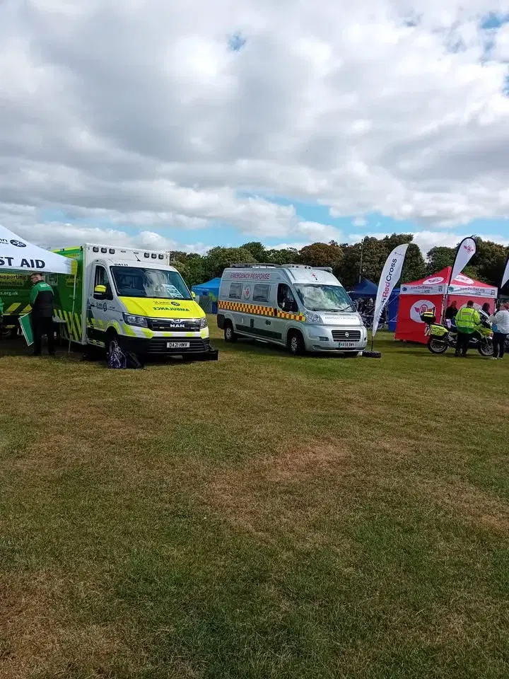 RNLI Mudeford Fundraising Crew: Blue Light Day 2026