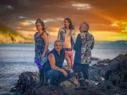 3 DAFT MONKEYS + support