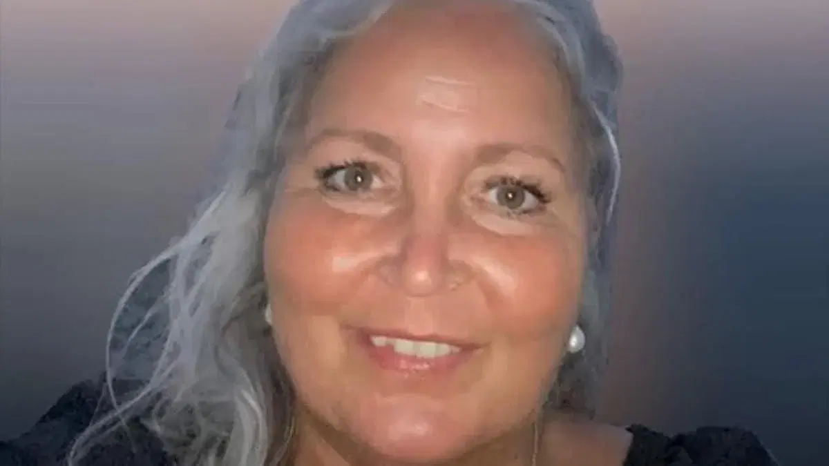 Klarsynsaften med Clairvoyant medie Lone Voss Boes