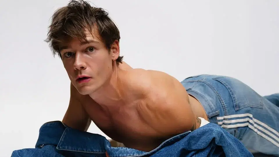 Mario Adrion: the Superior Comedy Tour