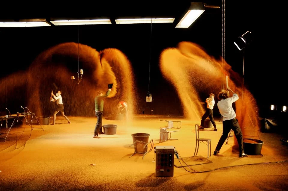 RUMEUR ET PETITS JOURS | Raoul Collectif