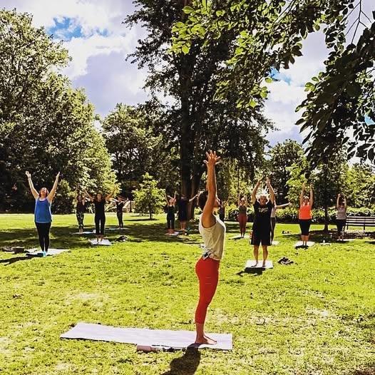 Summer Yoga Sundays at Highland Park