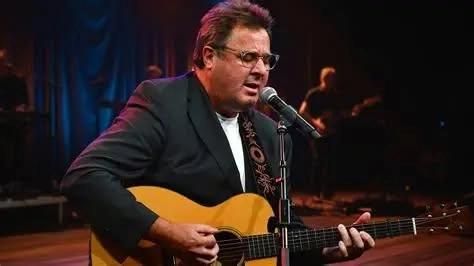 Vince Gill at Saenger Theatre - FL