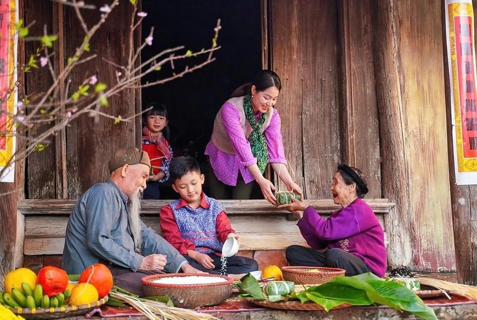 Đón giao thừa Tết Đinh Mùi 2027