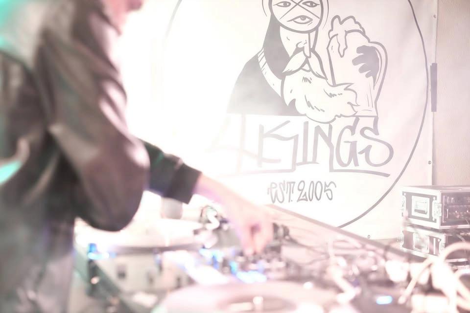 4 Kings Party No:19
