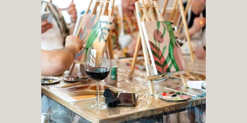 Paint and Sip: Paint Night Done Right - Atlanta