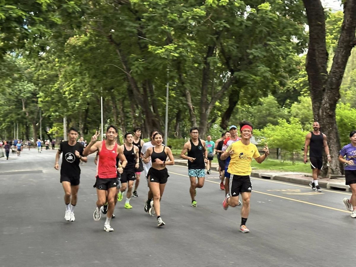 Long Run at Benchakitti Forest Park