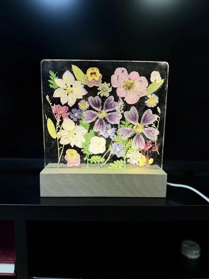 Pressed Flower and Resin Light