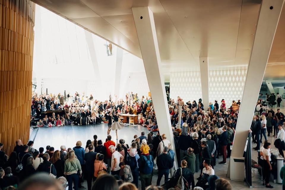 Art Night i Operaen: Kom tett på danserne våre!