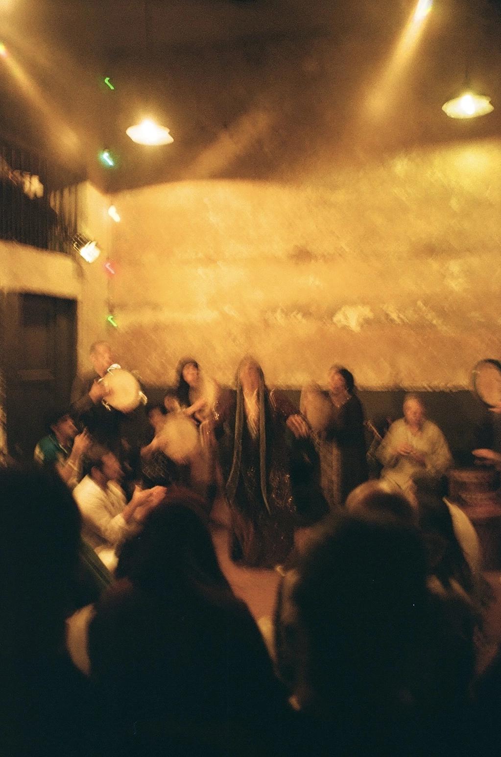 Zahra plays at migas